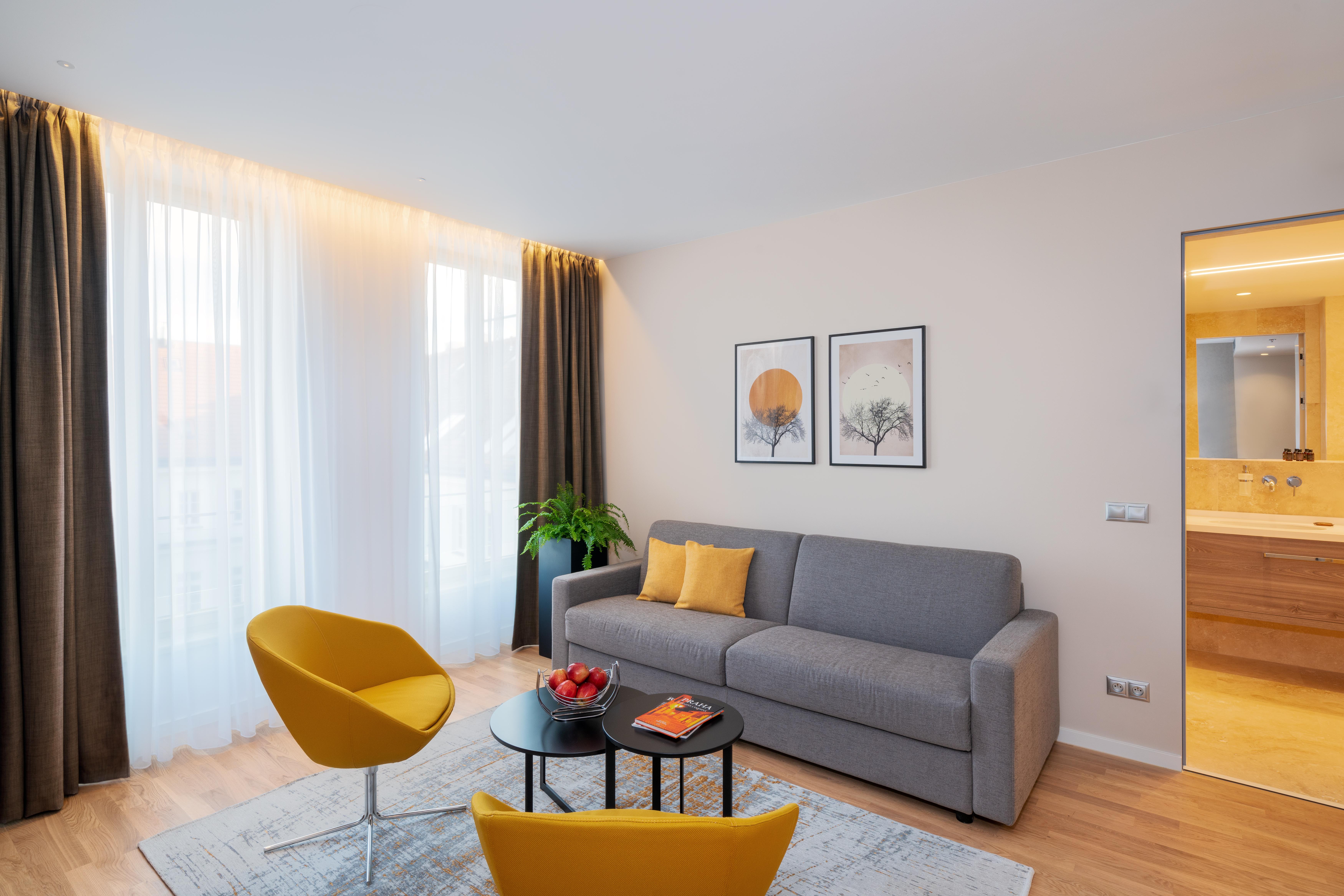 Hotel Cube Прага Экстерьер фото