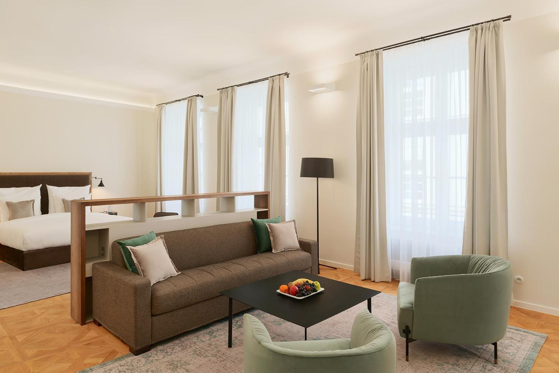 Hotel Cube Прага Экстерьер фото